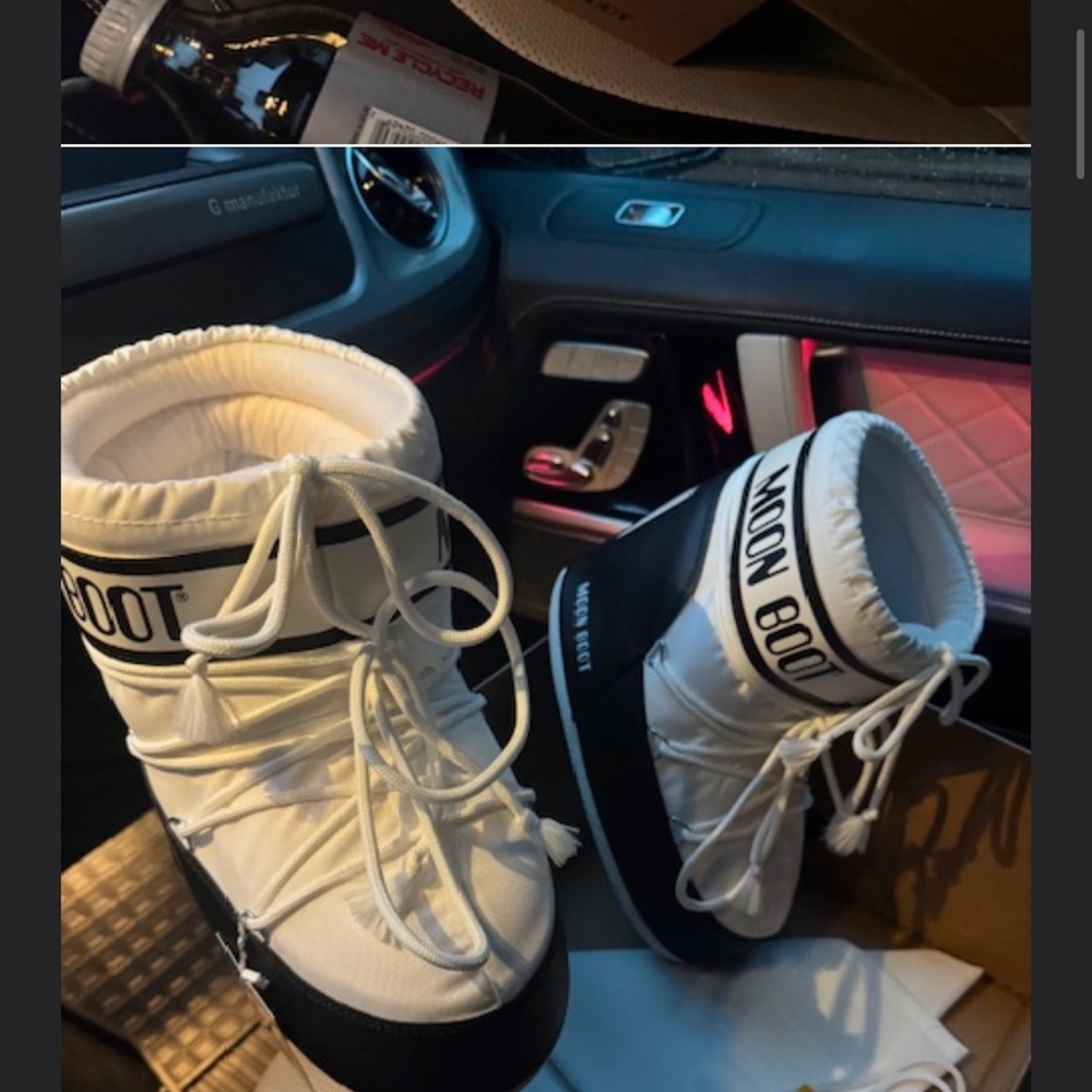Moon boots that don’t fit. Never worn
